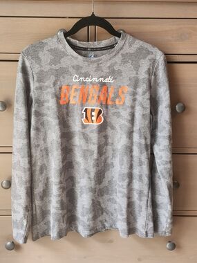 Cincinnati Bengals Gray Camo Long Sleeve Tee By MSX Michael Strahan Women's L